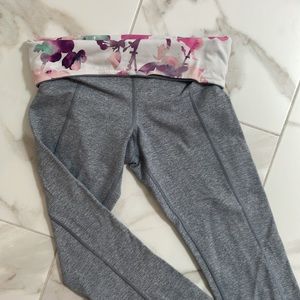 Lululemon high rise crop size 6